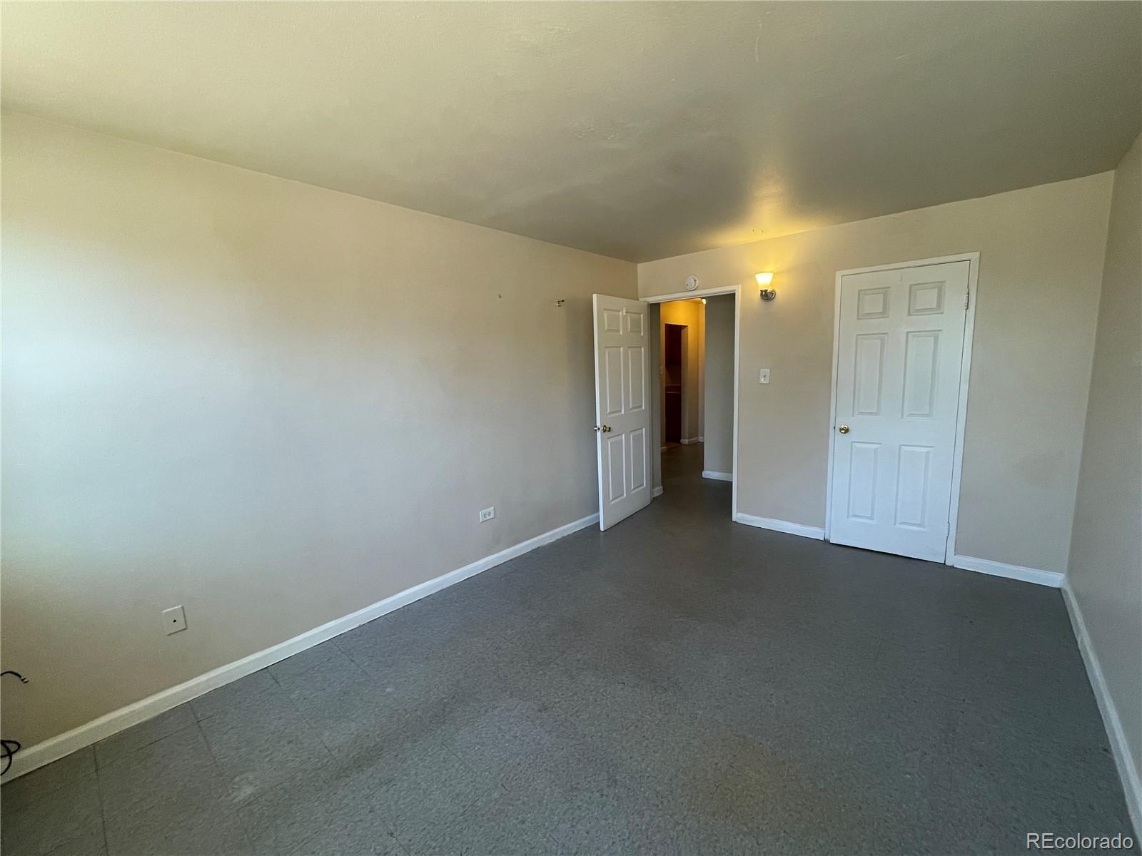 1590 Clinton Street Aurora CO 80010