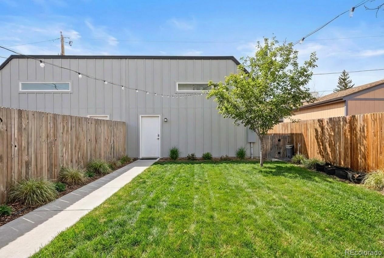 2037 Hooker Street Denver CO 80211