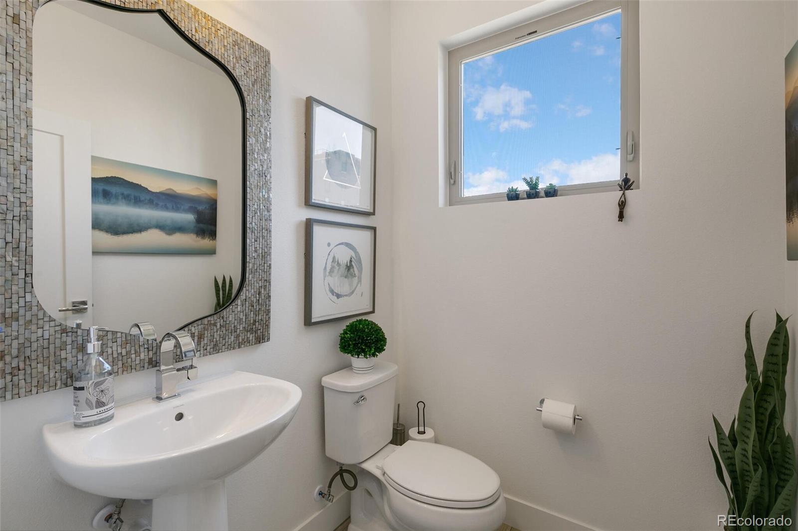 1688 N Quitman Street Denver CO 80204