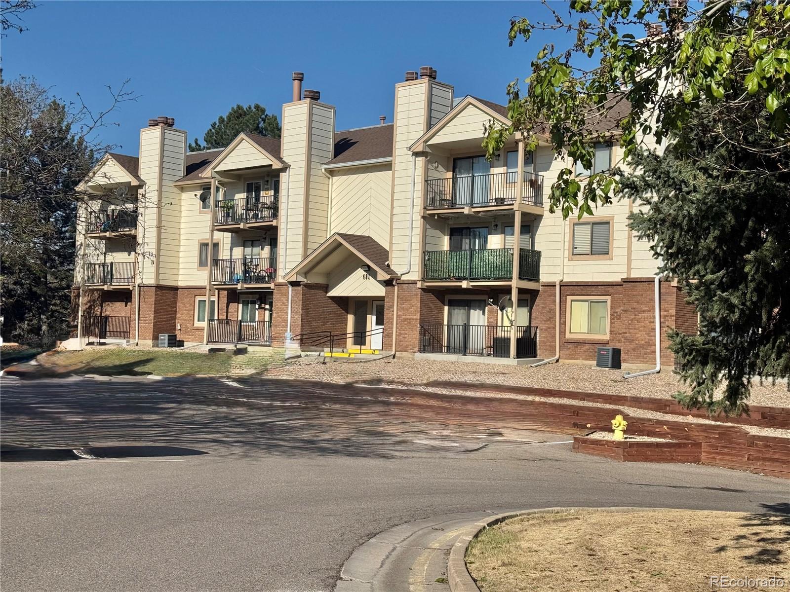 481 S Kalispell Way Aurora CO 80017