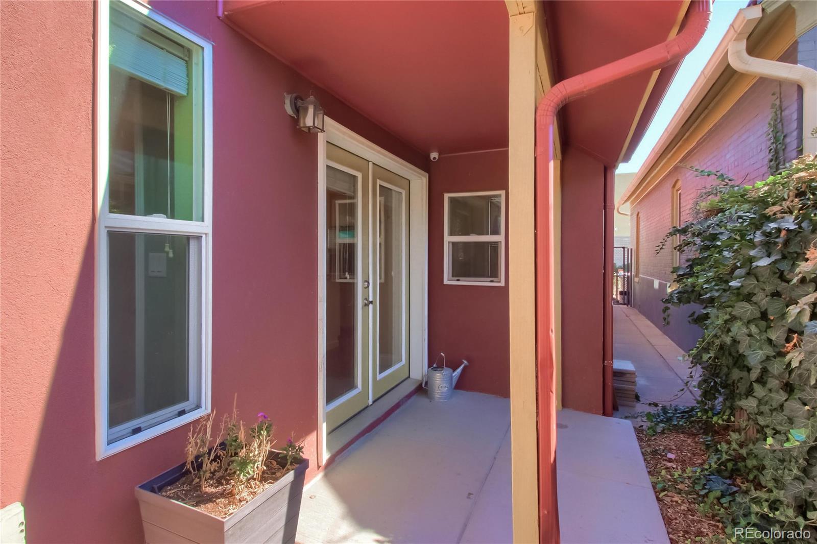 851 Kalamath Street Denver CO 80204