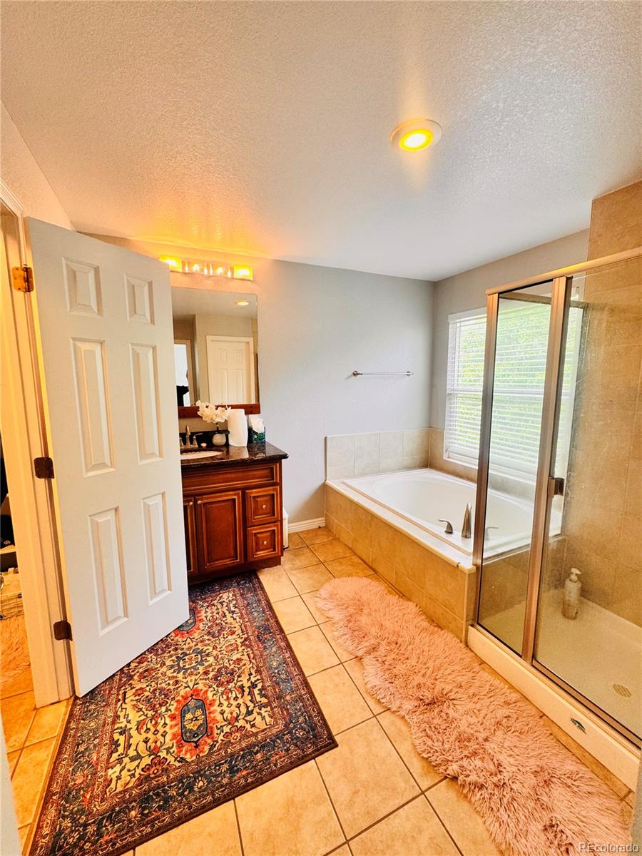 9633 E Caley Circle Englewood CO 80111
