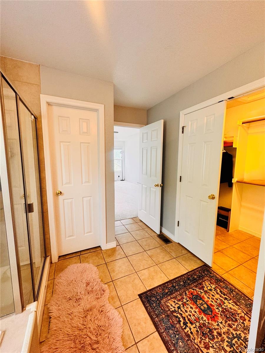 9633 E Caley Circle Englewood CO 80111