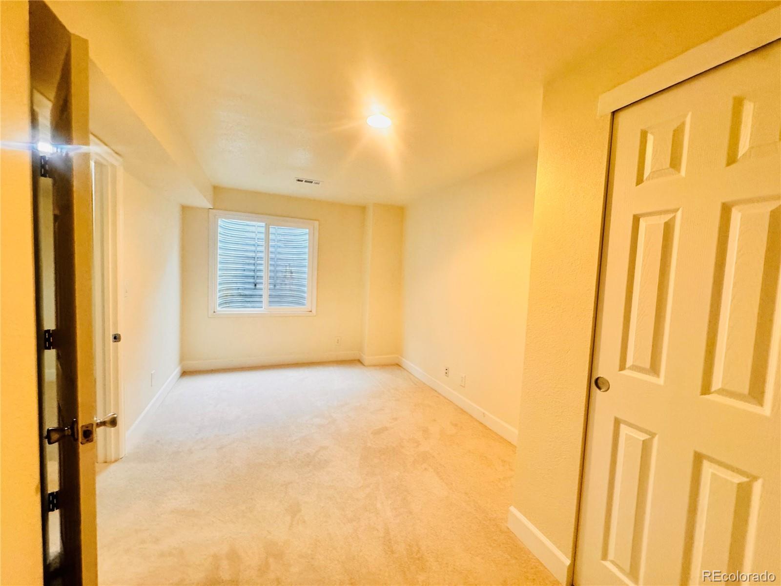 9633 E Caley Circle Englewood CO 80111