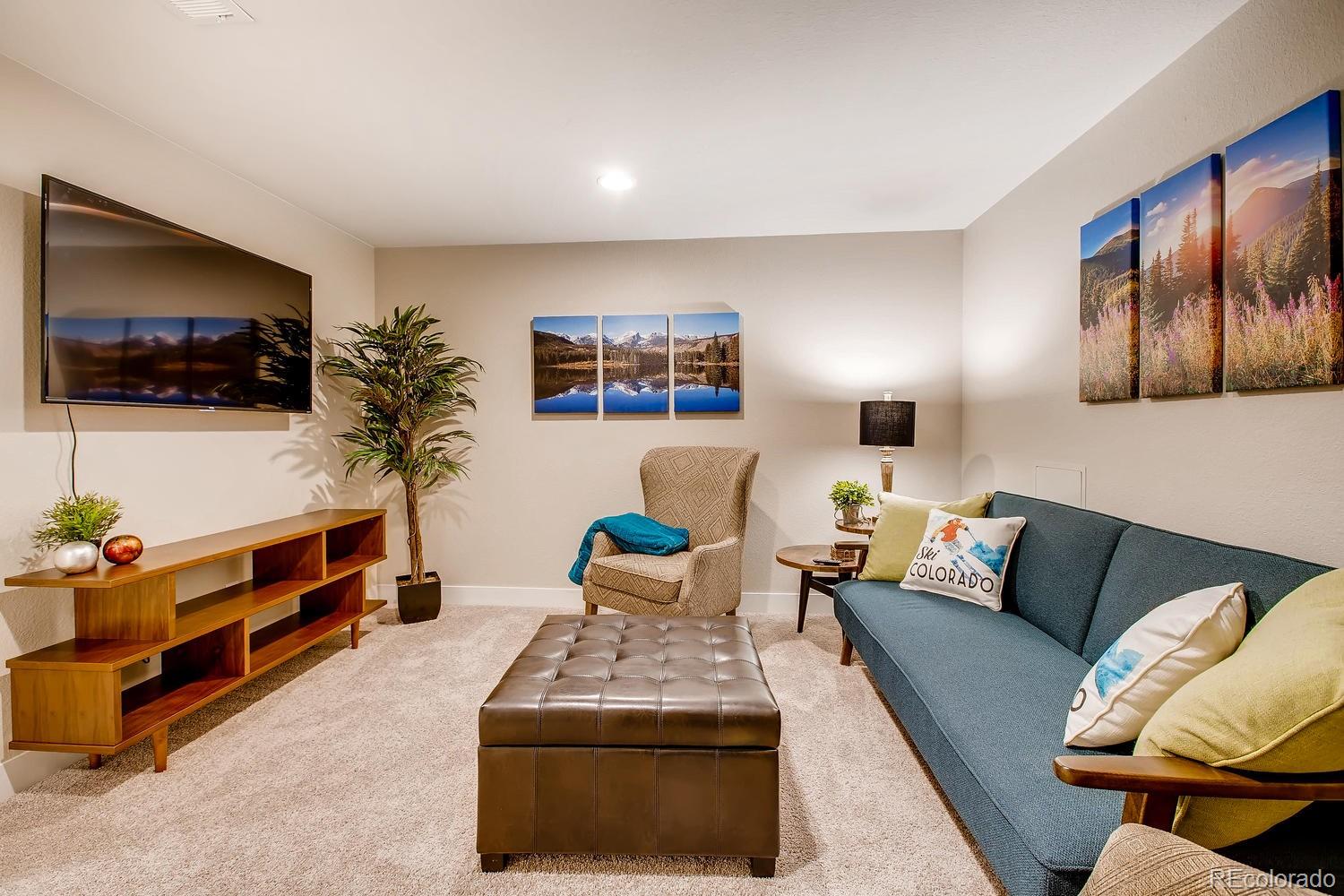 10068 Town Ridge Lane Lone Tree CO 80124