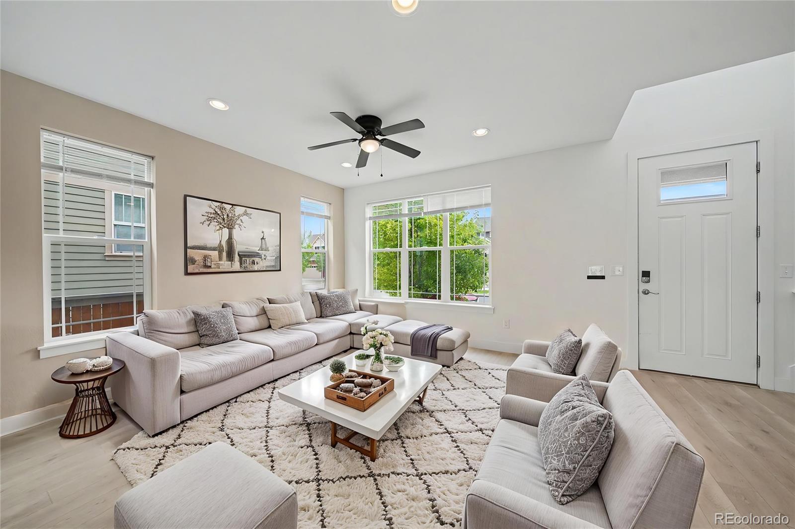 4937 S Addison Way Aurora CO 80016