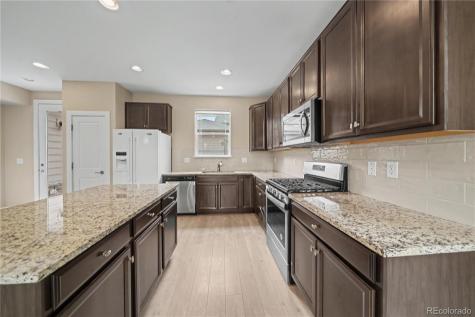 4937 S Addison Way Aurora CO 80016