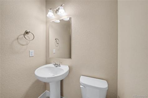 4937 S Addison Way Aurora CO 80016