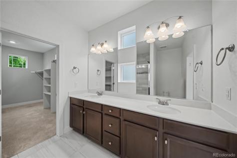 4937 S Addison Way Aurora CO 80016