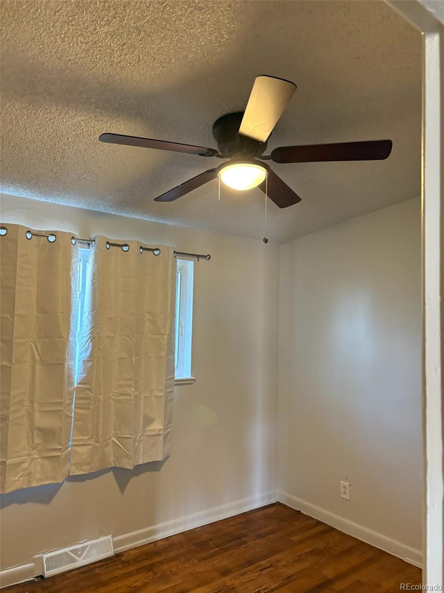 1922 Dallas Street Aurora CO 80010