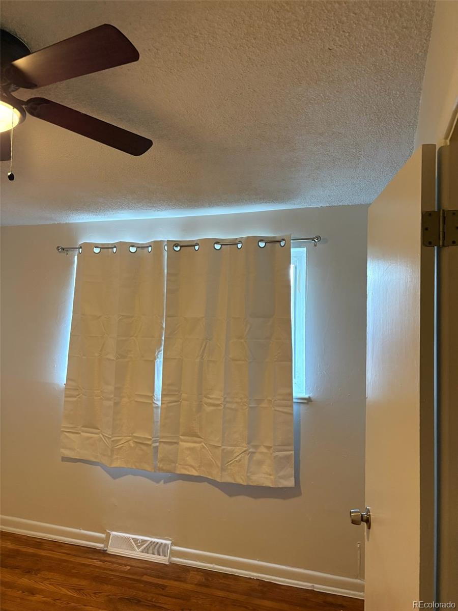 1922 Dallas Street Aurora CO 80010