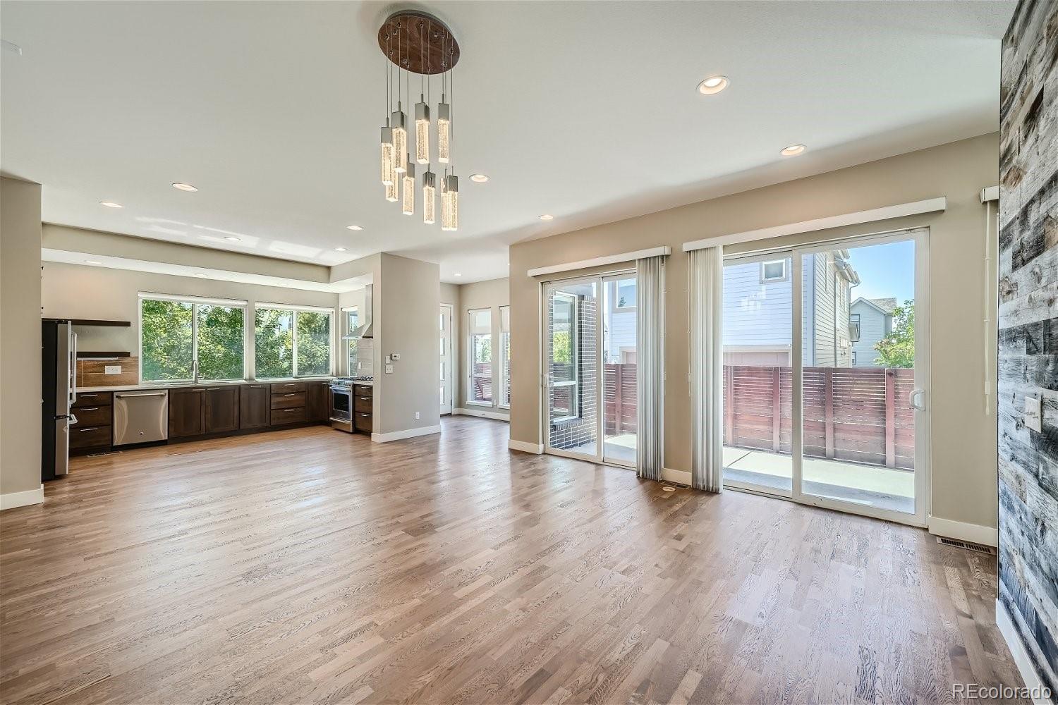6633 Avrum Drive Denver CO 80221