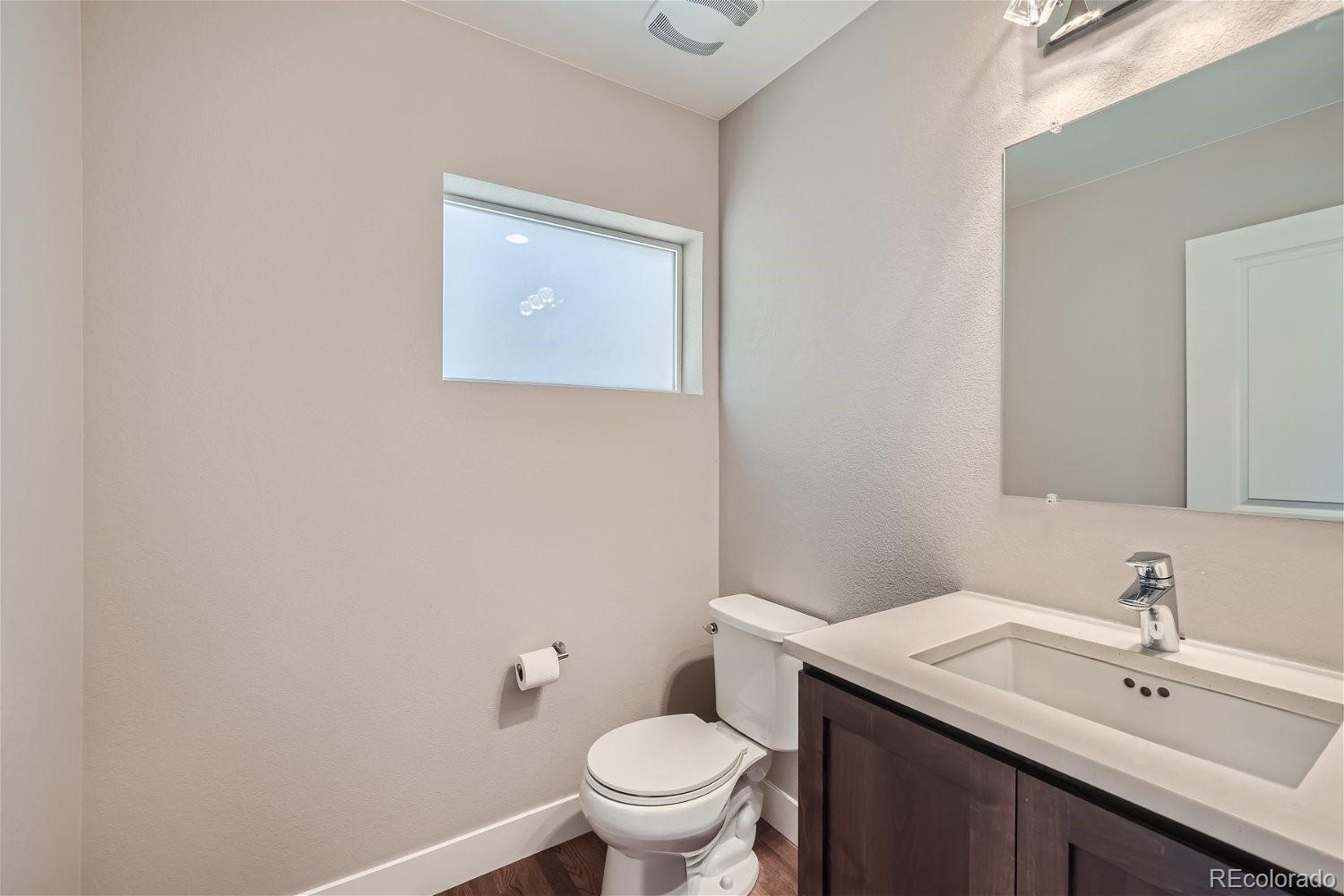 6633 Avrum Drive Denver CO 80221