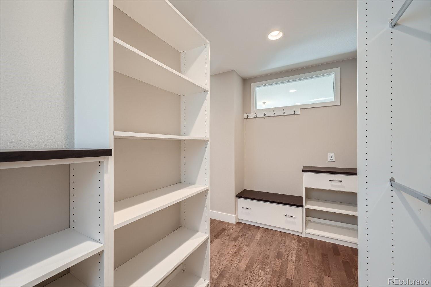 6633 Avrum Drive Denver CO 80221
