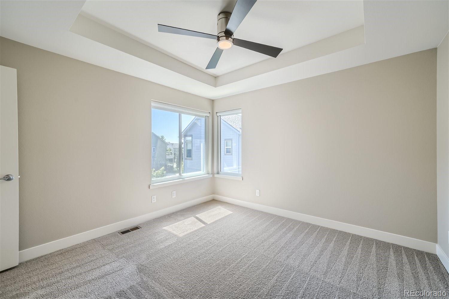 6633 Avrum Drive Denver CO 80221