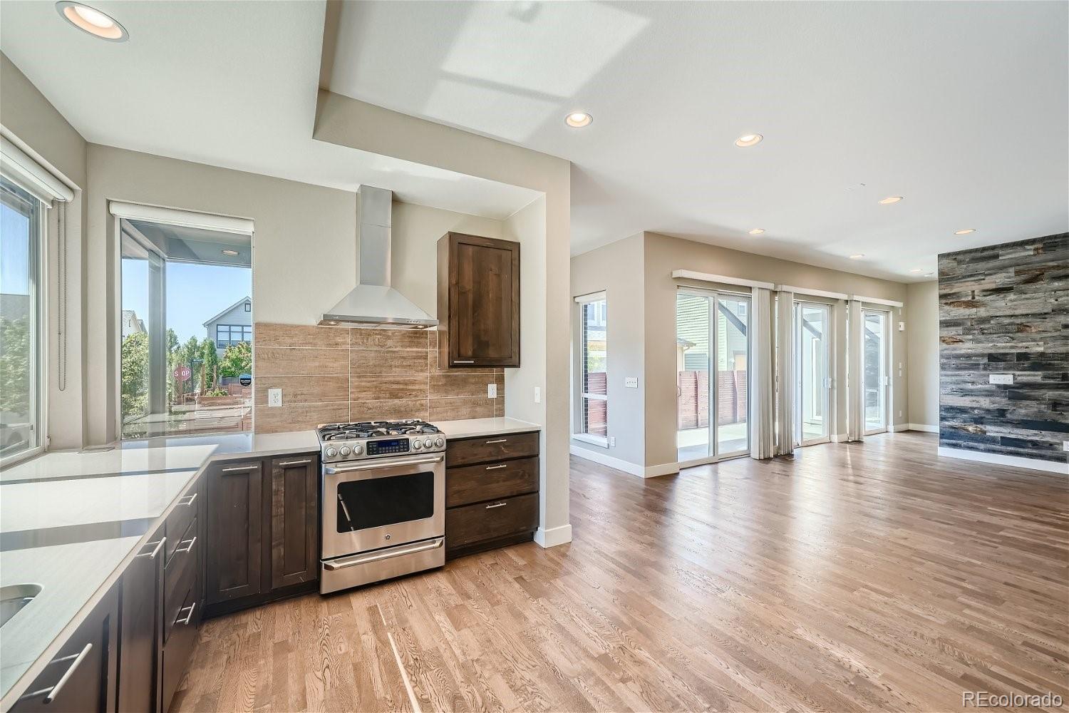 6633 Avrum Drive Denver CO 80221