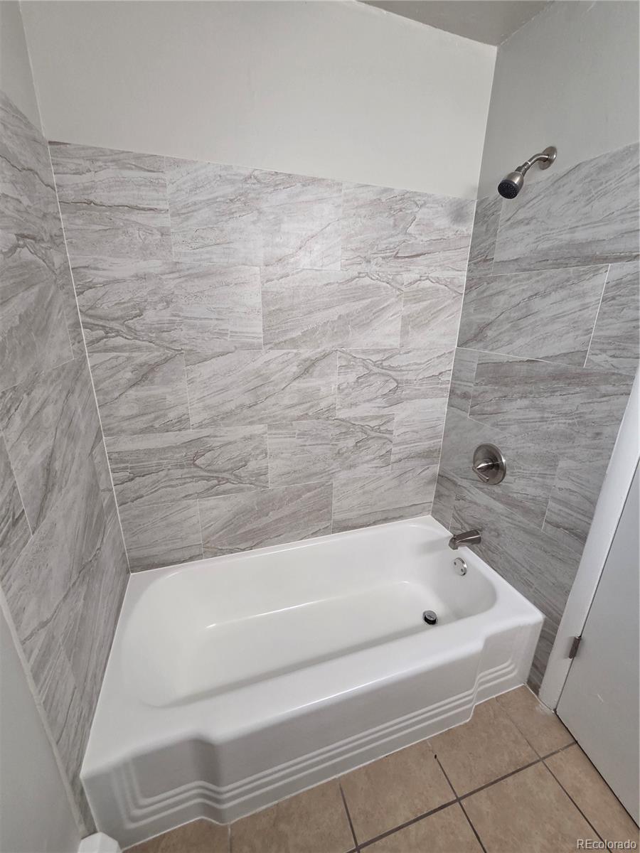 197 E Powers Avenue Littleton CO 80121
