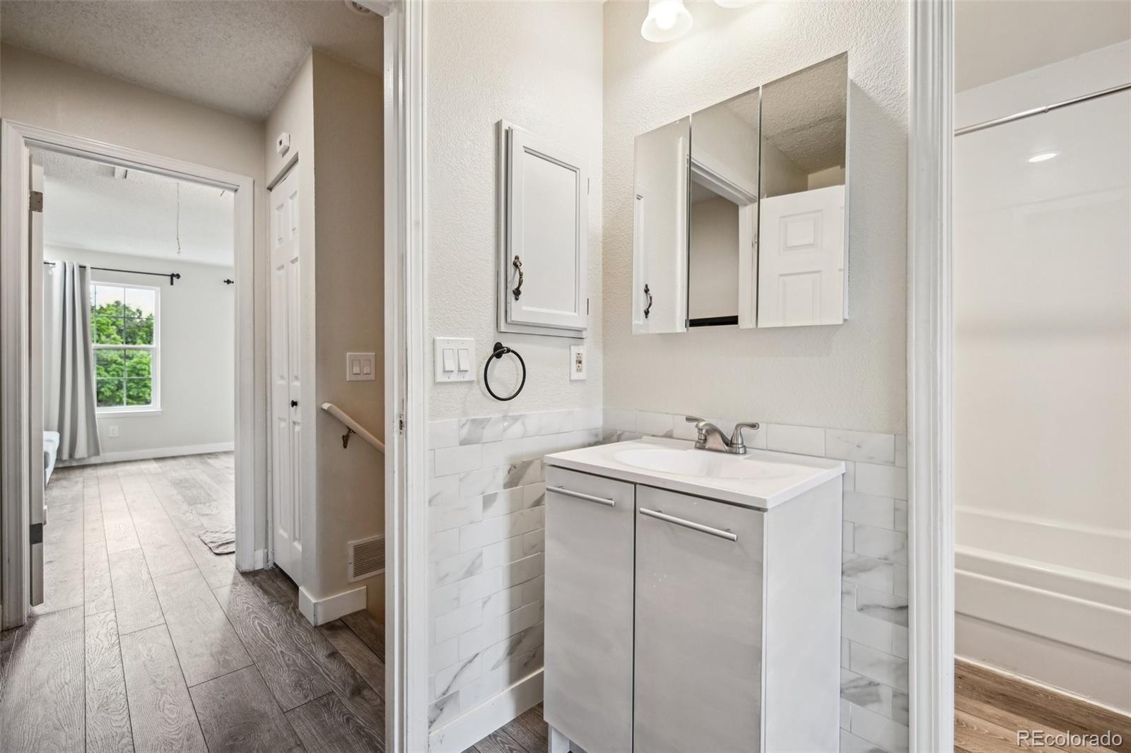 1732 S Blackhawk Way Aurora CO 80012