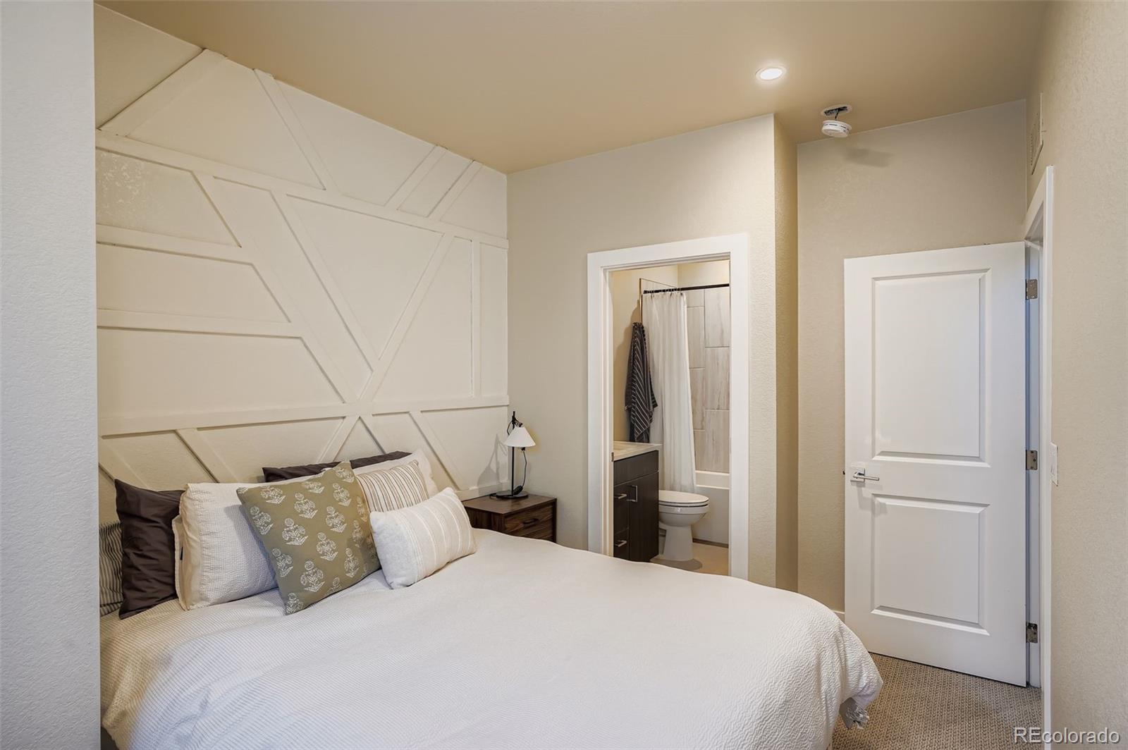 2739 W 24th Avenue Denver CO 80211