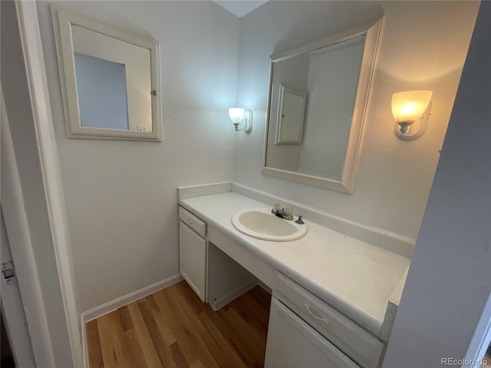 1622 Alton Street Aurora CO 80010
