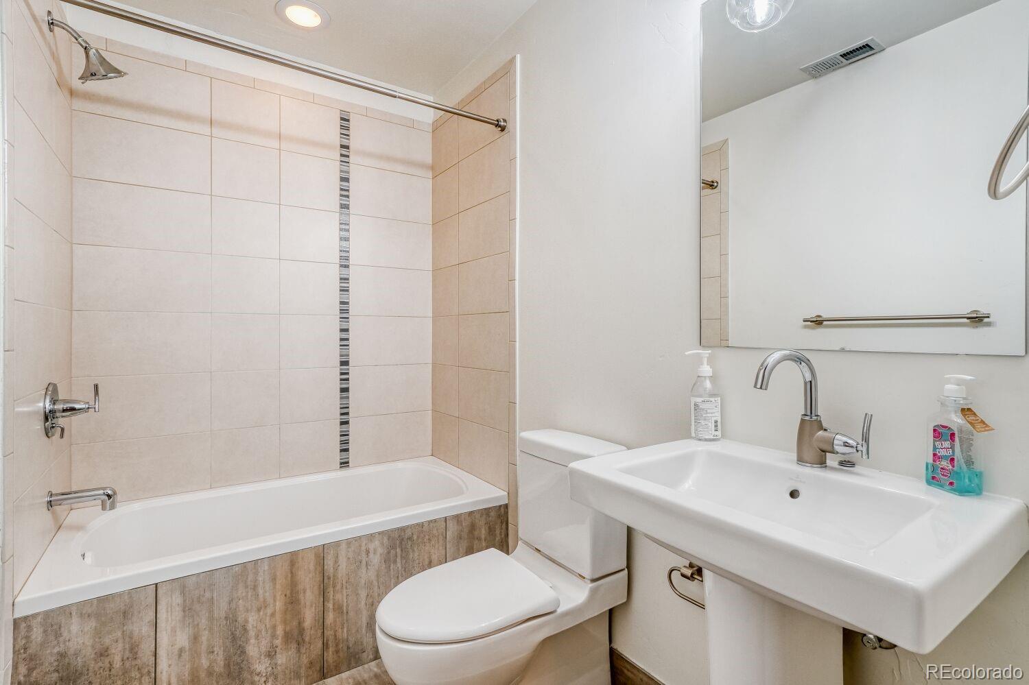 1890 W 32nd Avenue Denver CO 80211
