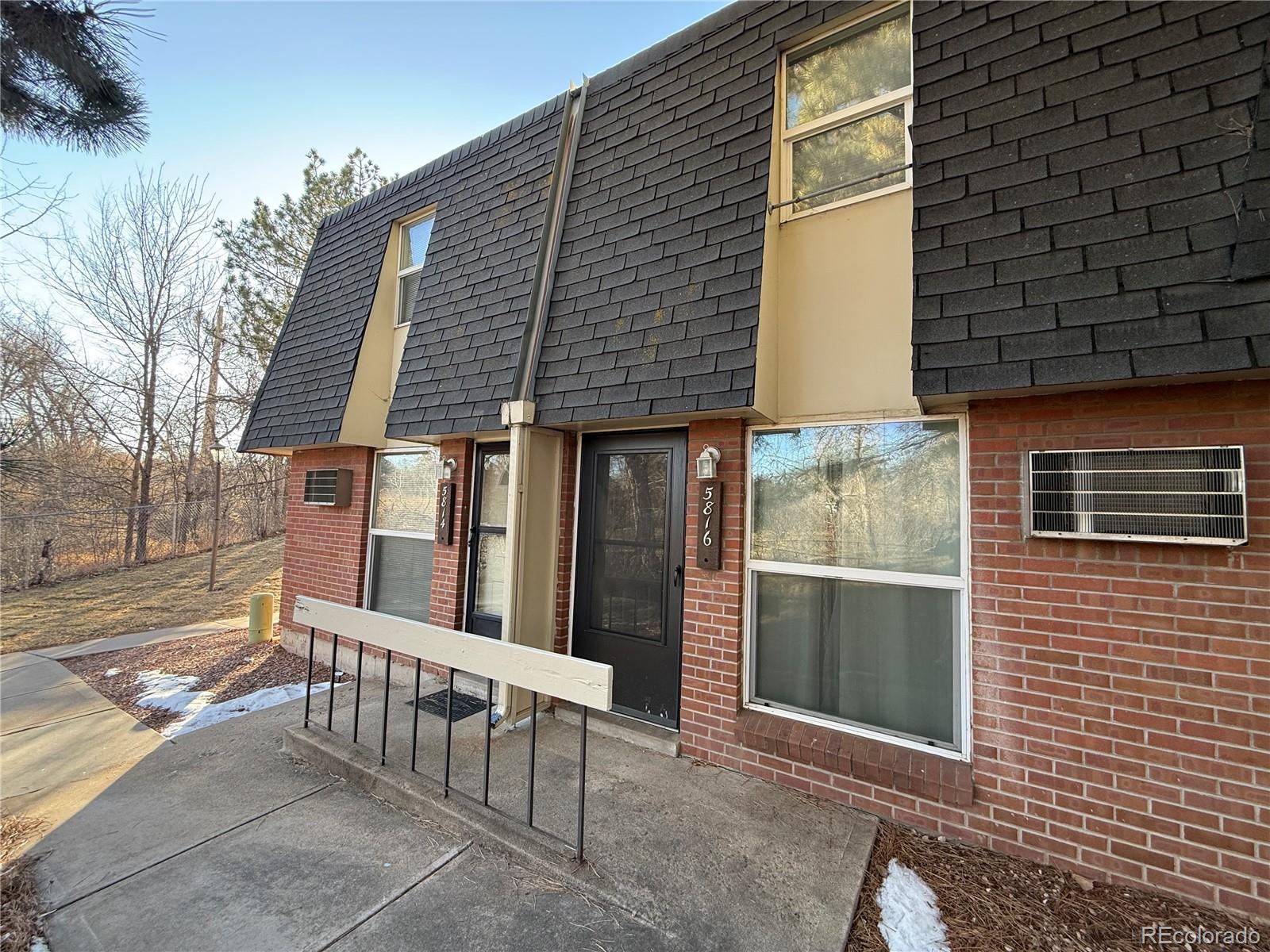 5816 S Pearl Street Centennial CO 80121