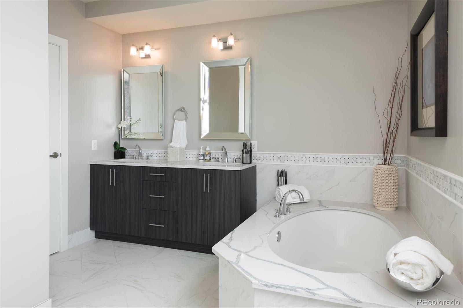 2001 Lincoln Street Denver CO 80202