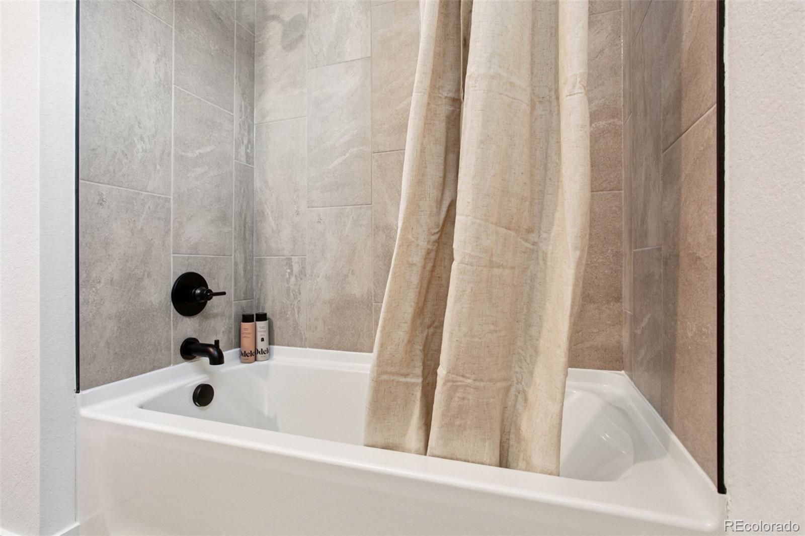 6441 Meade Way Arvada CO 80003