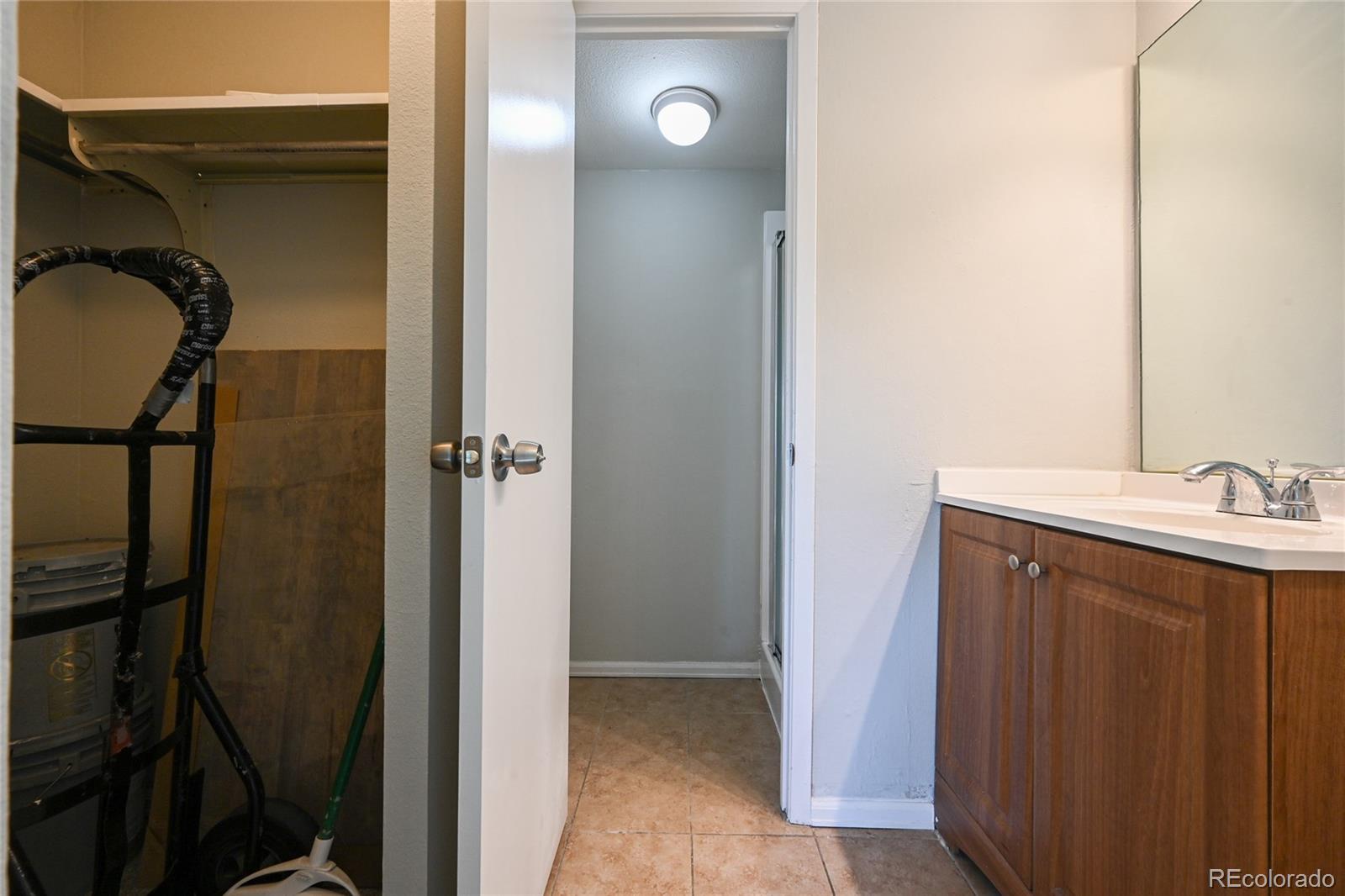 364 S Ironton Street Aurora CO 80012