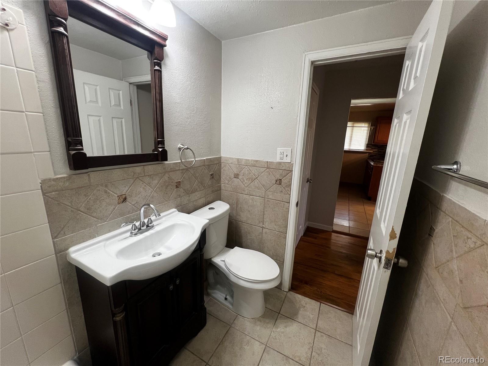 1932 Dallas Street Aurora CO 80010