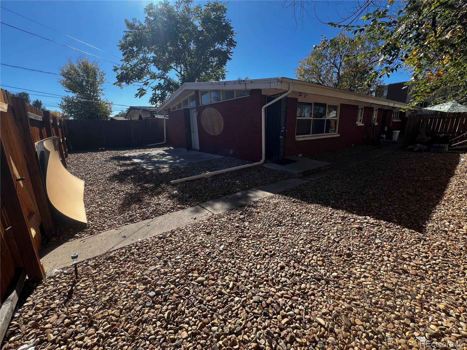 1932 Dallas Street Aurora CO 80010