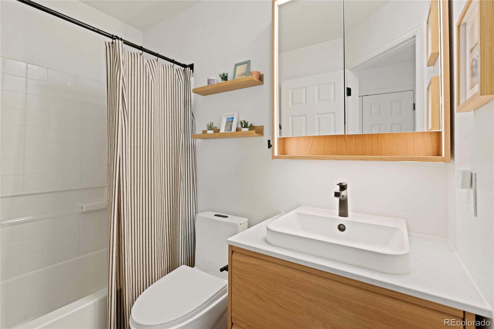 2907 Emporia Street Denver CO 80238