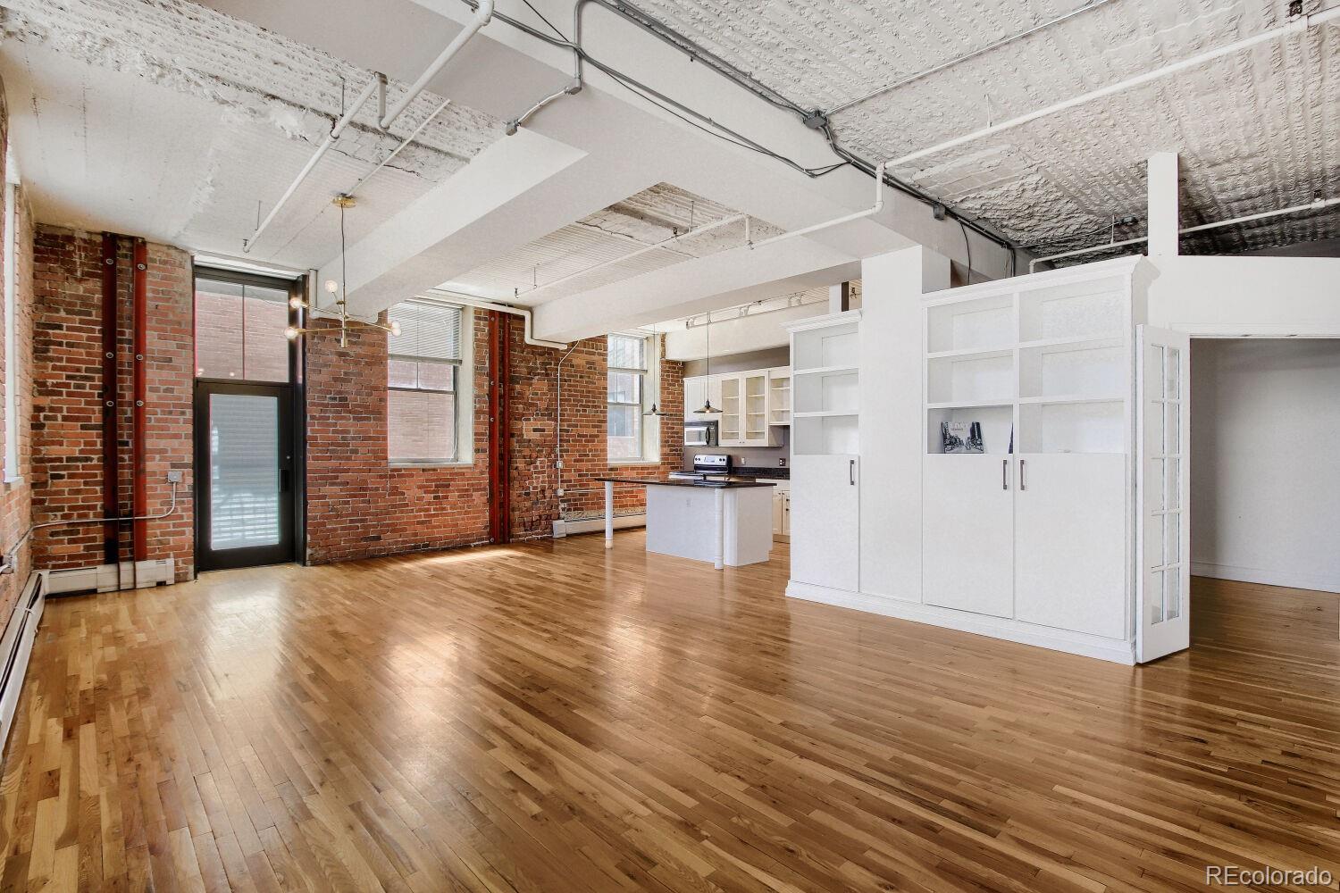 2261 Blake Street Denver CO 80205