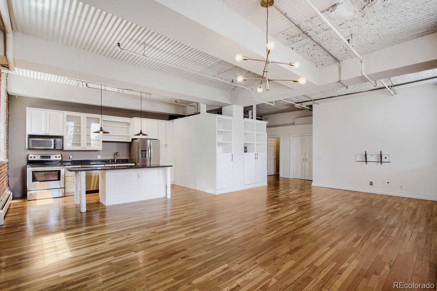 2261 Blake Street Denver CO 80205