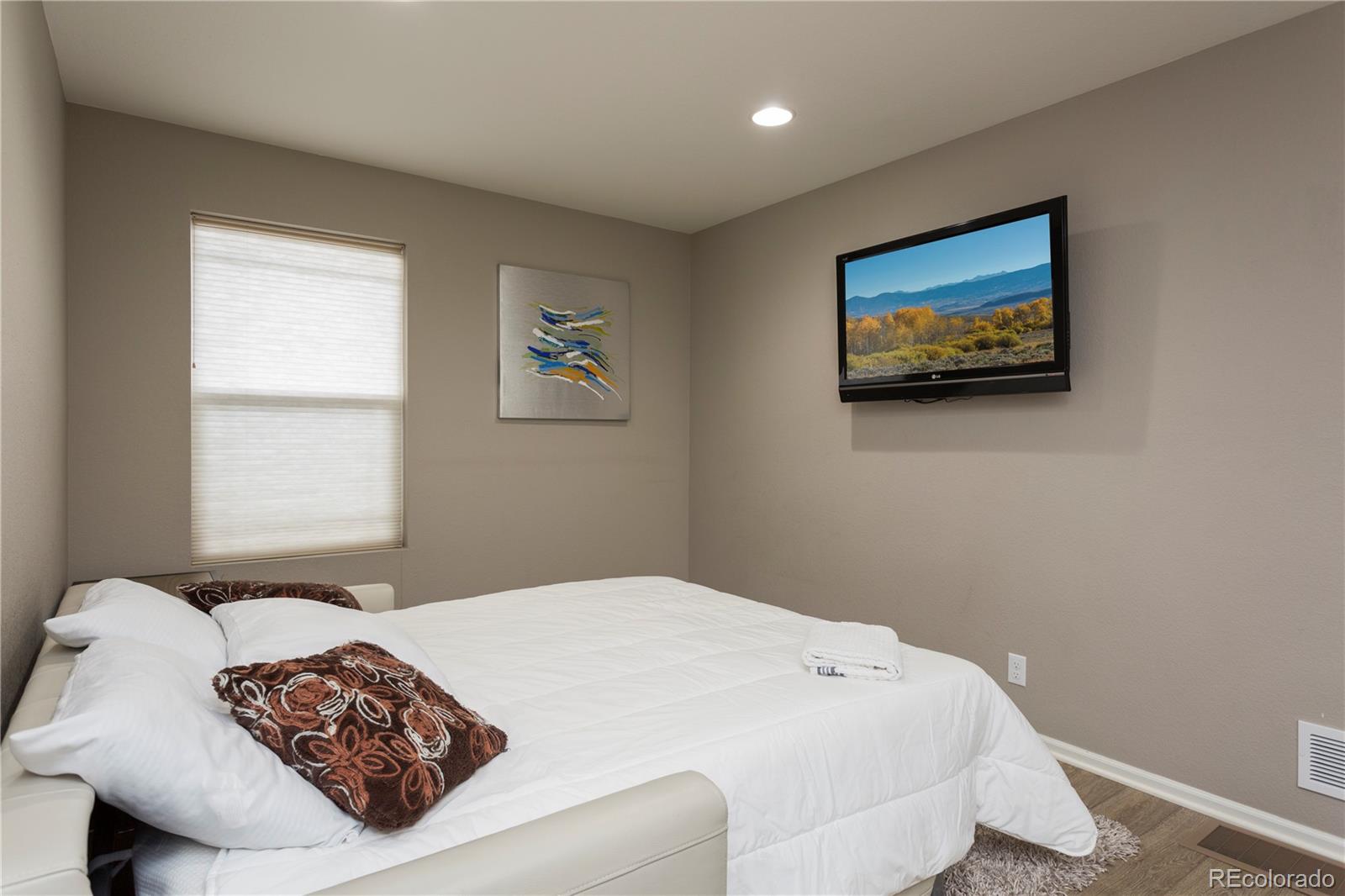 2834 Macon Way Denver CO 80238