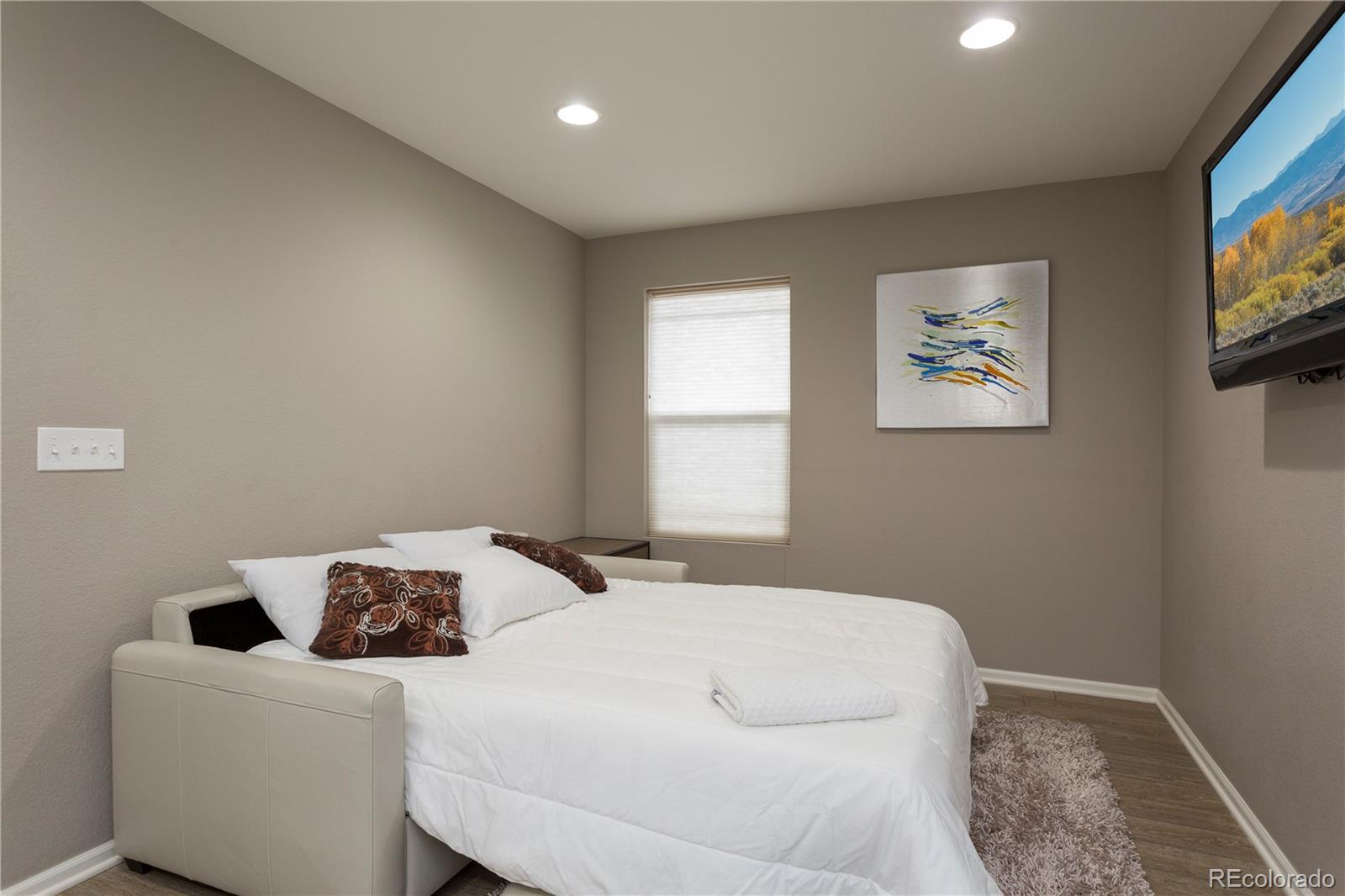 2834 Macon Way Denver CO 80238