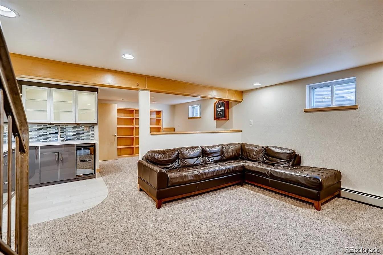 1643 S Hudson Street Denver CO 80222