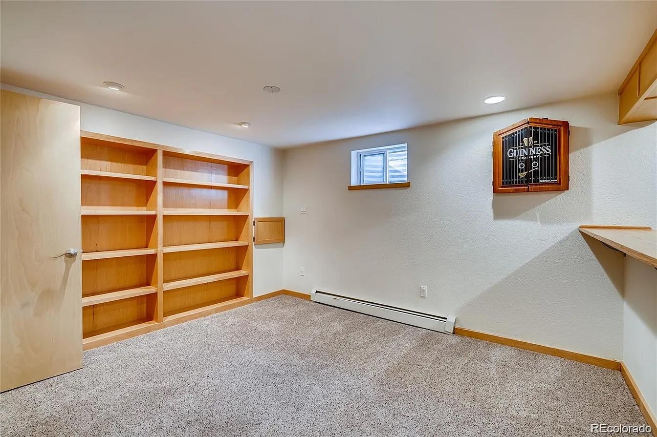 1643 S Hudson Street Denver CO 80222