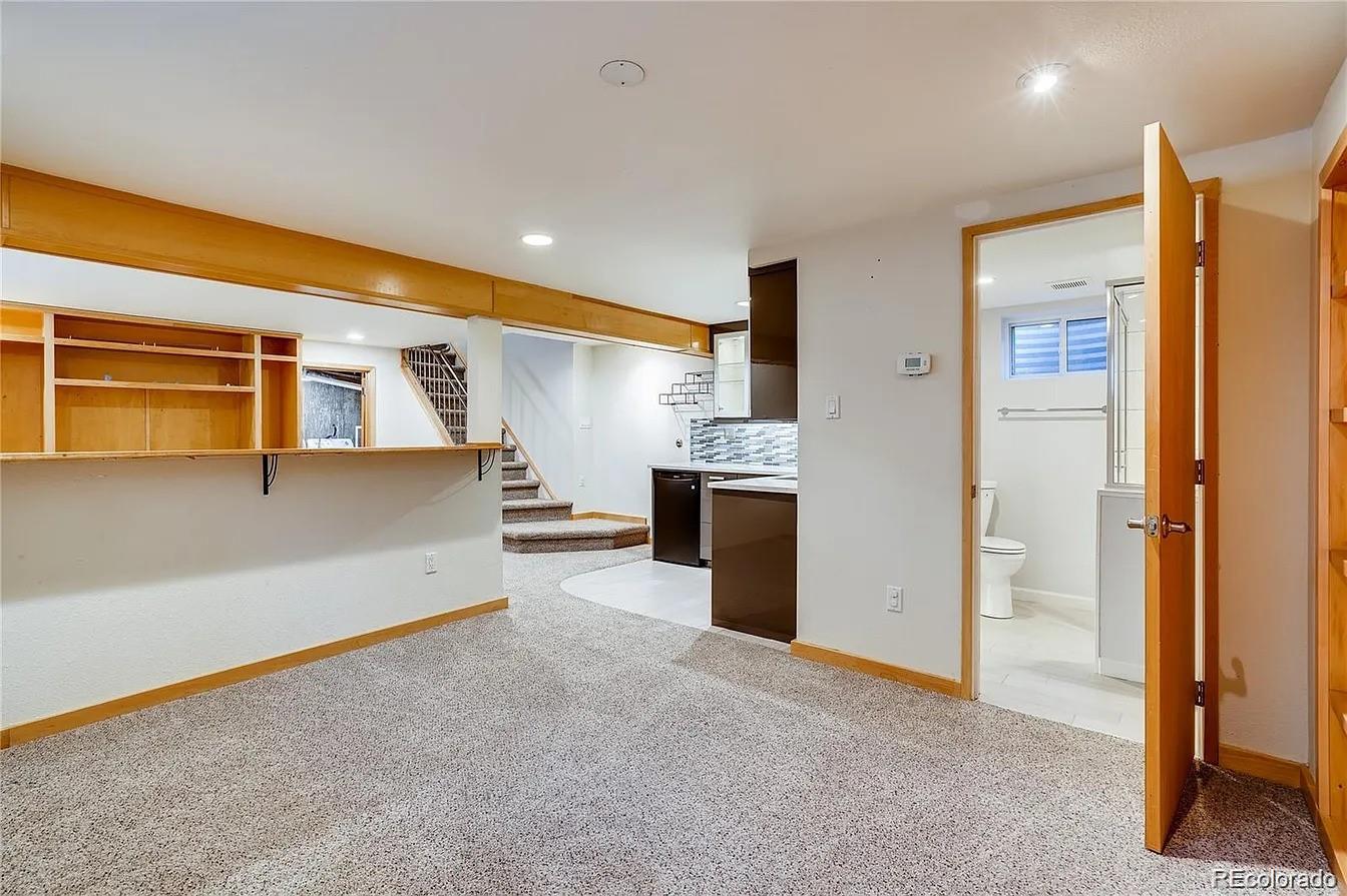 1643 S Hudson Street Denver CO 80222