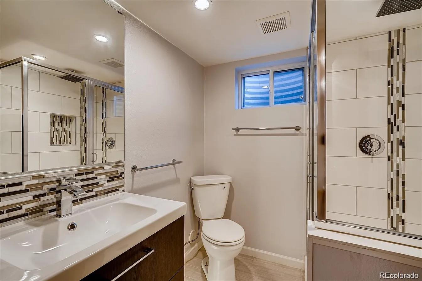 1643 S Hudson Street Denver CO 80222