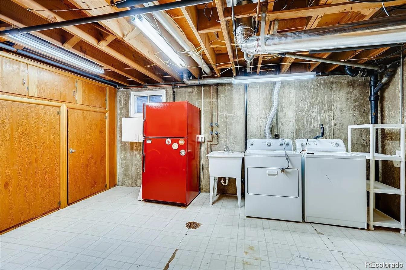 1643 S Hudson Street Denver CO 80222