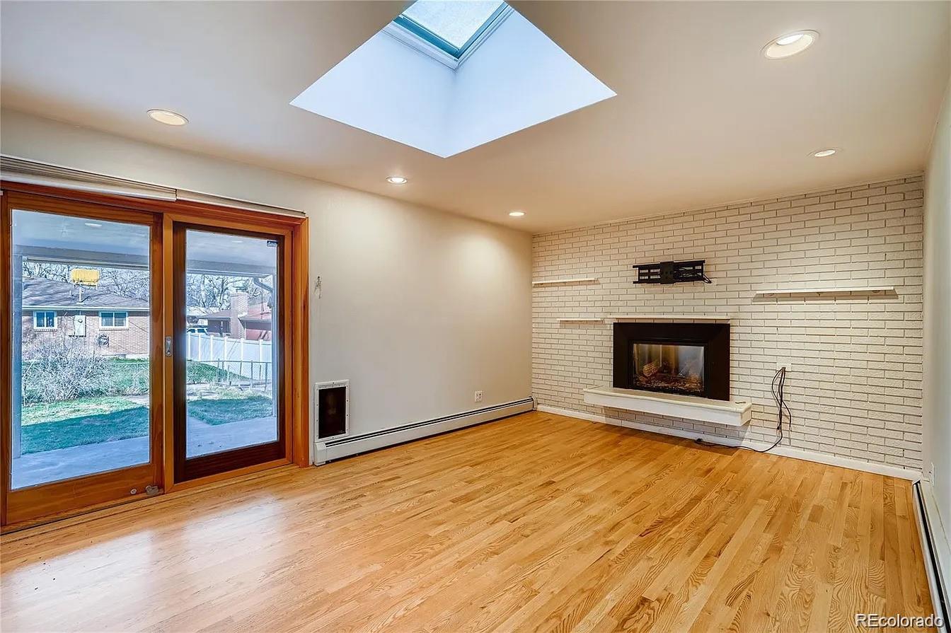 1643 S Hudson Street Denver CO 80222