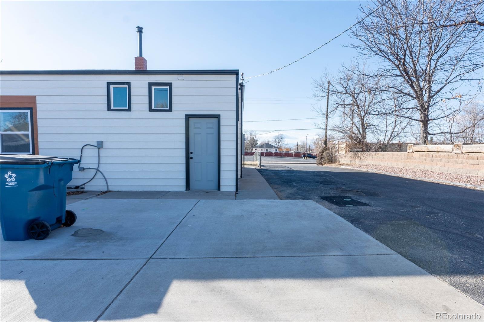6446 Monaco Street Commerce City CO 80022