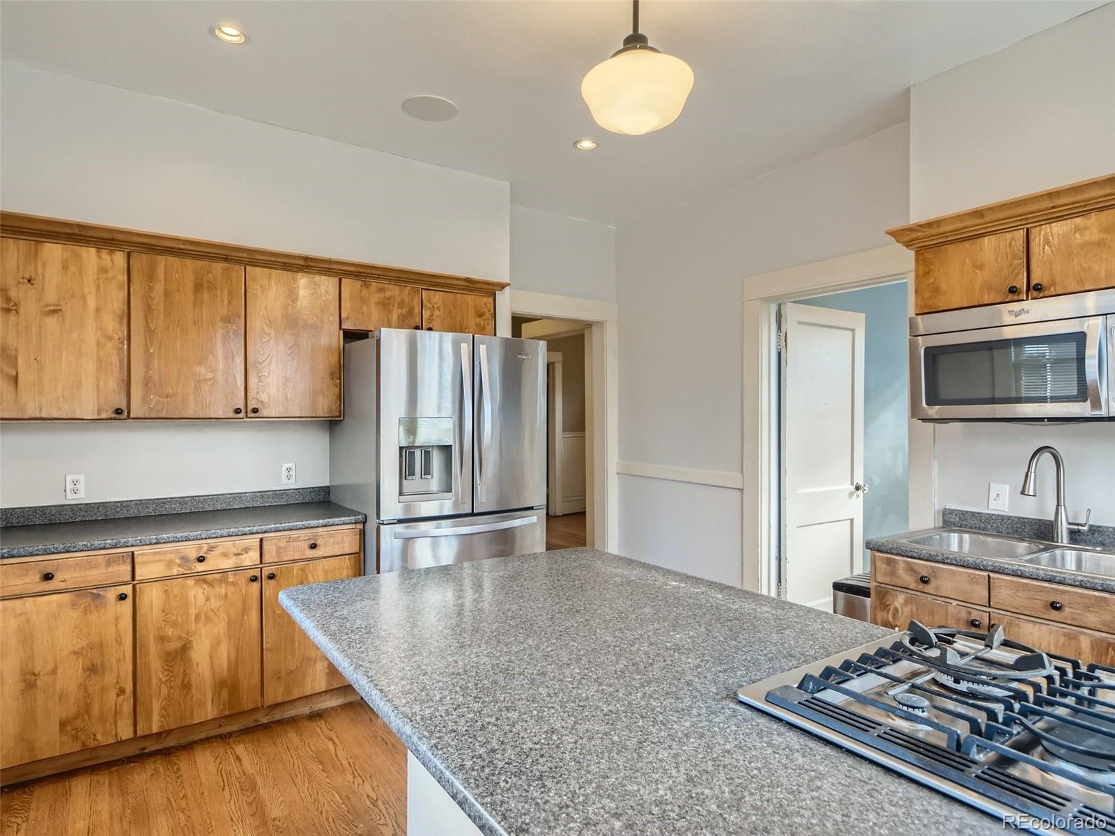1557 N Meade Street Denver CO 80204