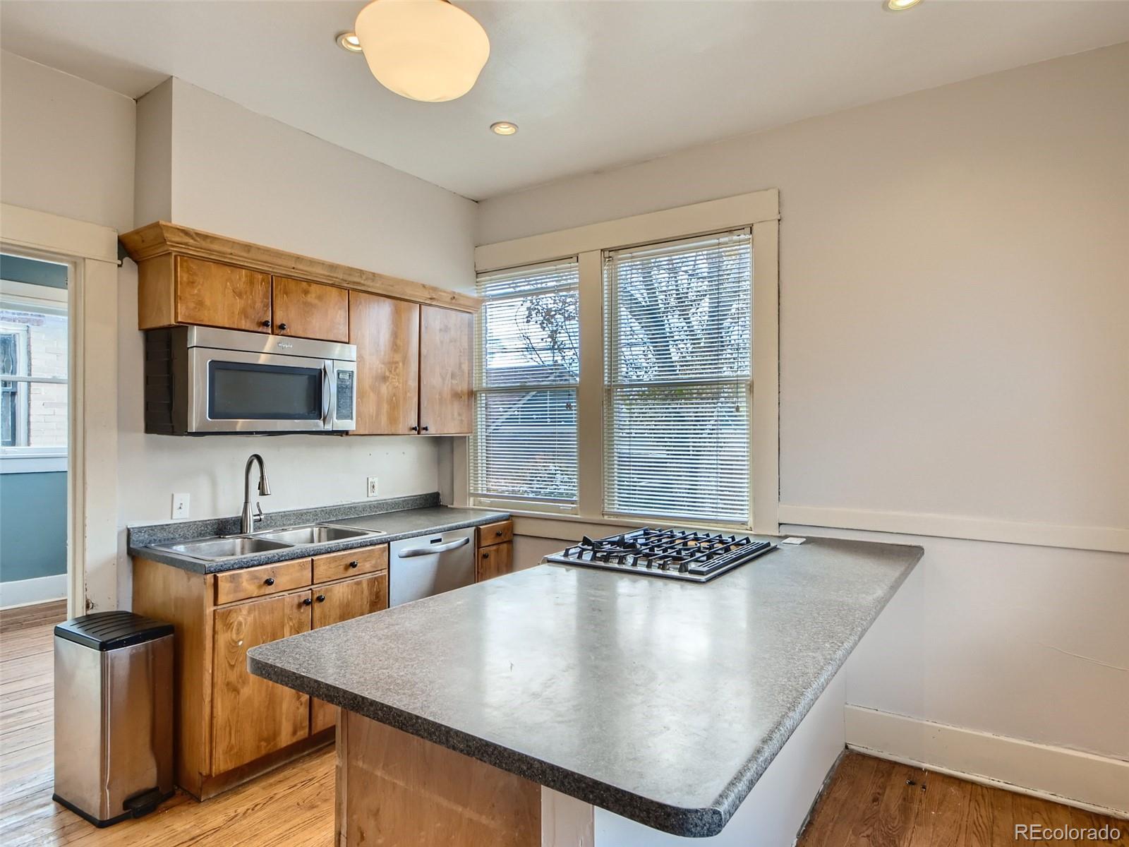 1557 N Meade Street Denver CO 80204