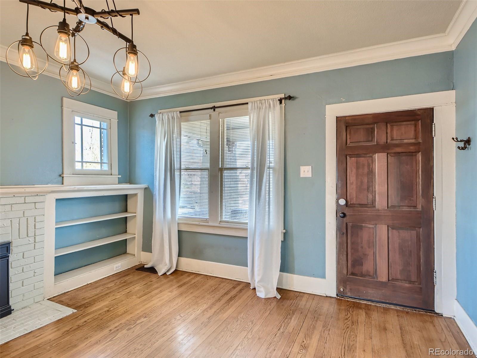 1557 N Meade Street Denver CO 80204