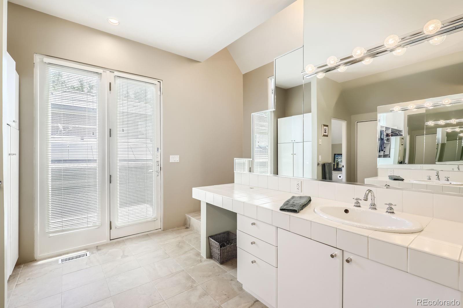 432 Madison Street Denver CO 80206