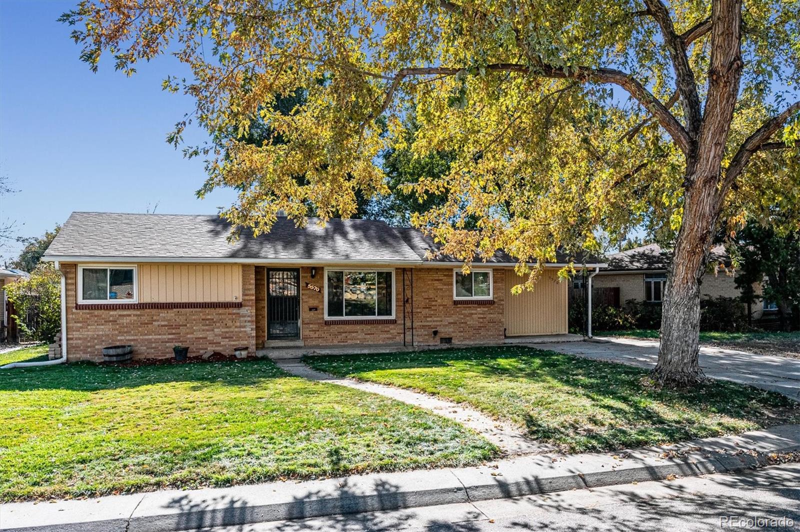 Arvada CO, 5570 Holland Drive