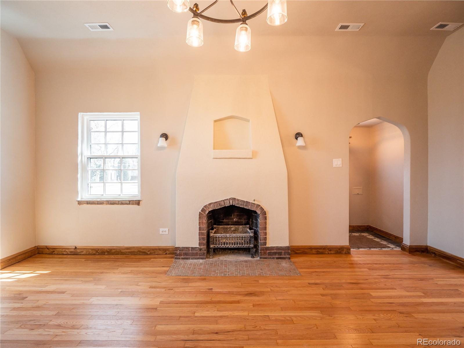 2291 Krameria Street Denver CO 80207