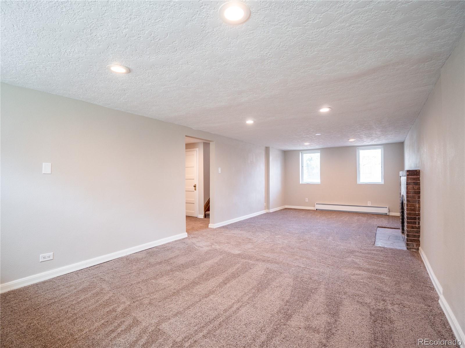 2291 Krameria Street Denver CO 80207